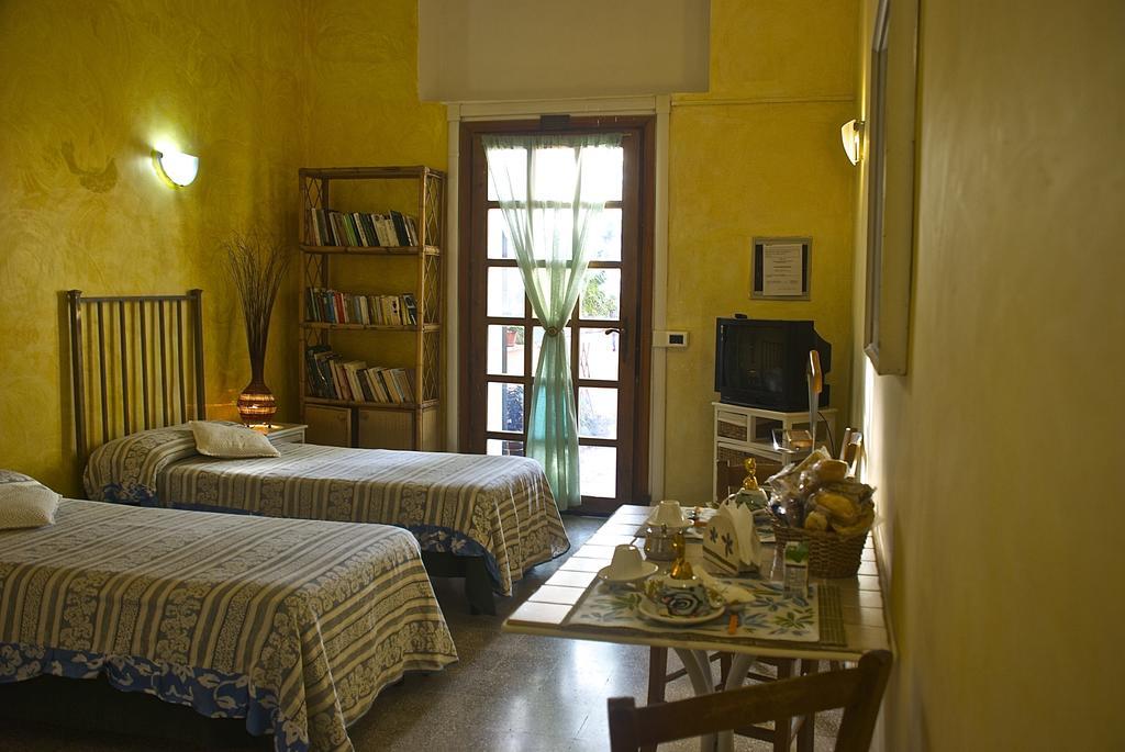 B&B Mery Lho Aprilia Kamer foto